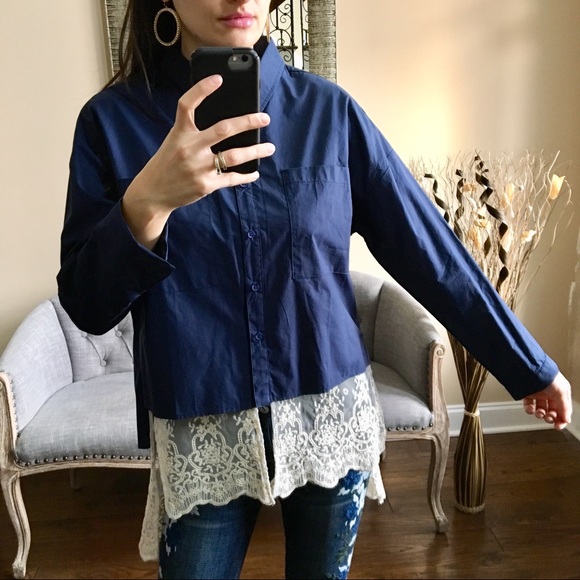 β¨BUTTON DOWN TOP - Picture 4 of 8